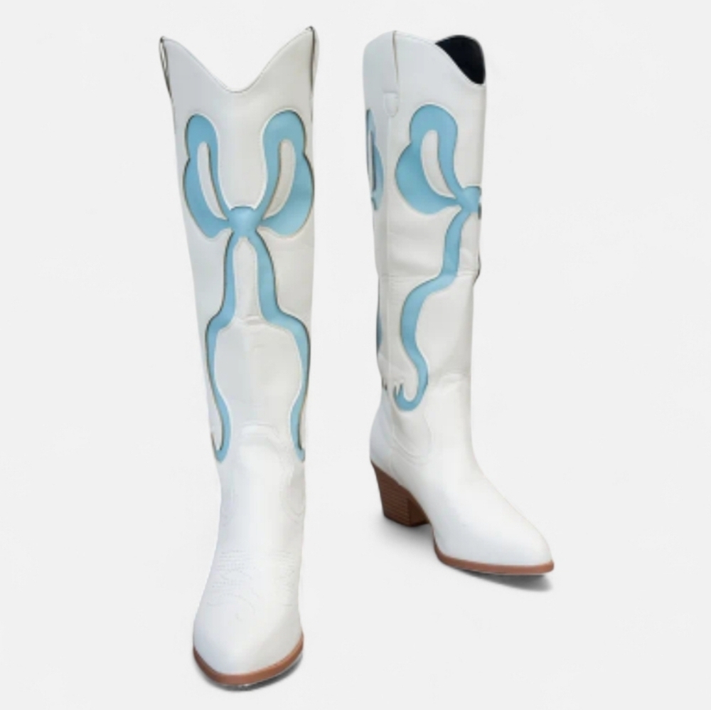 NWTs, White & Blue Western Cowboy Boots With Bow Accent – Women’s Size 7.5